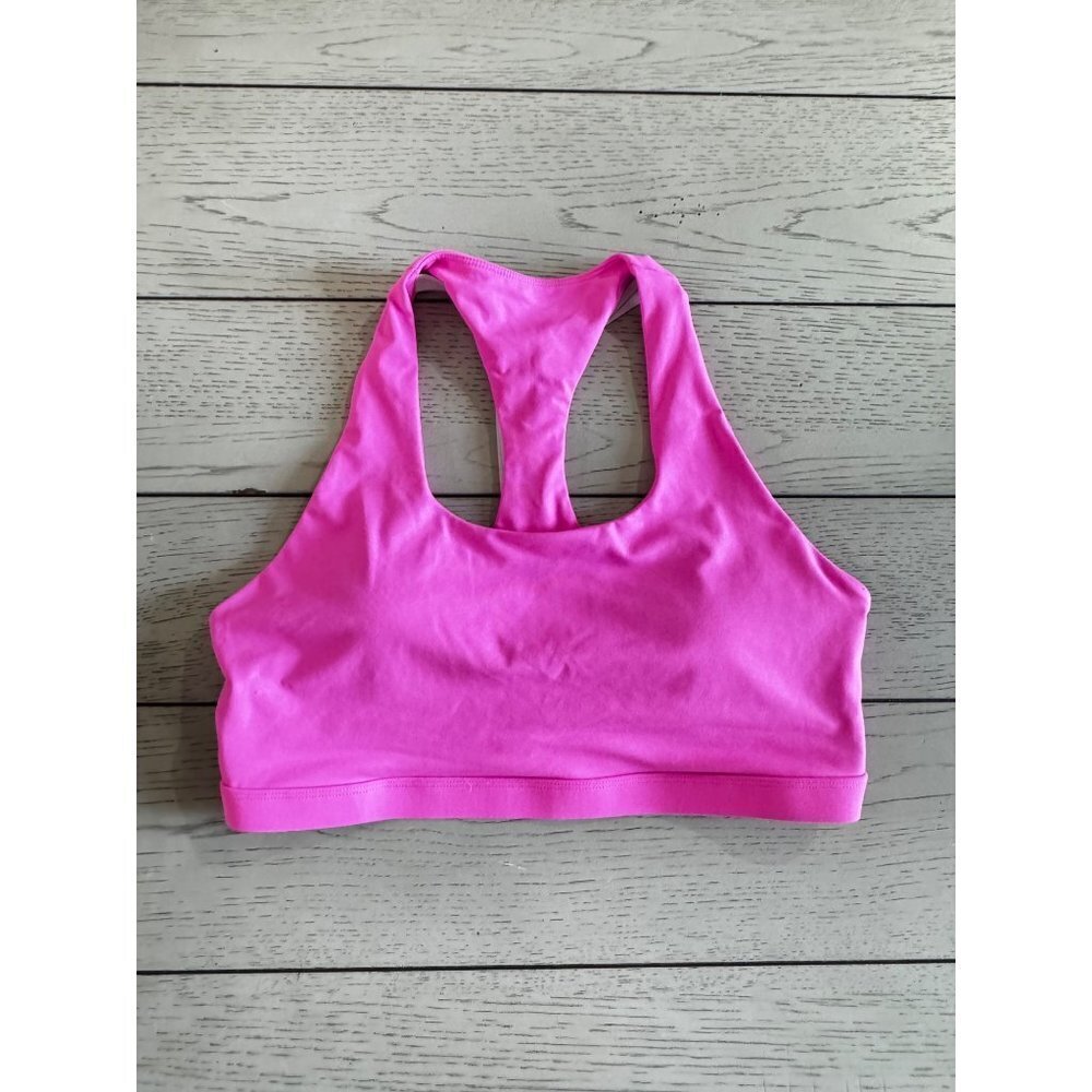 Fabletics Kessler Medium Impact Sports Bra Electric Rose Wavy Cheetah